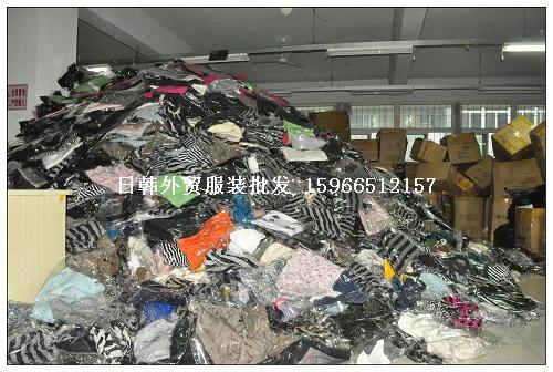 供應(yīng)秦皇島外貿(mào)服裝批發(fā)市場秦皇島服裝網(wǎng)男裝女裝童裝秦皇島拿貨進貨廠家