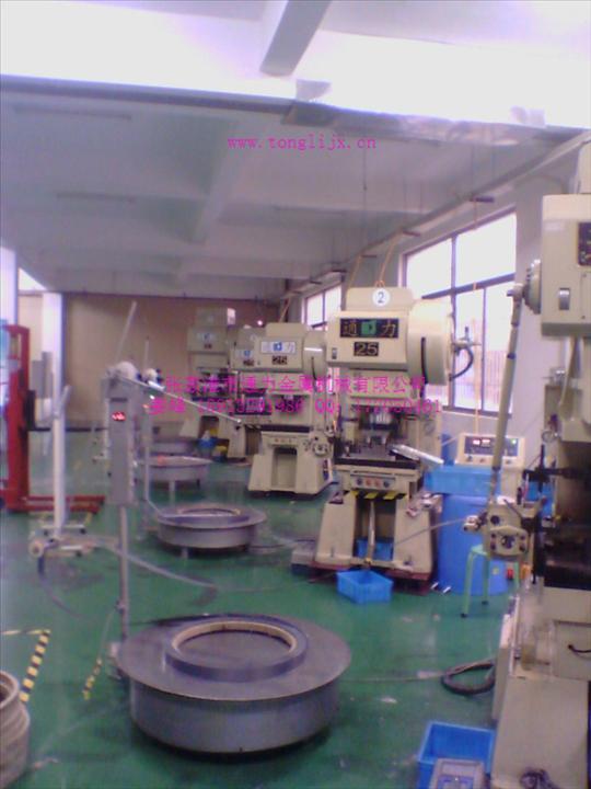 供應(yīng)25T通力高速精密沖床