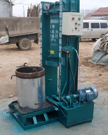 供應(yīng)江西南昌新型茶籽榨油機(jī)哪里有賣