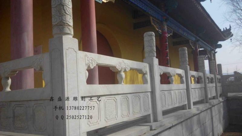供應(yīng)伊春漢白玉欄桿