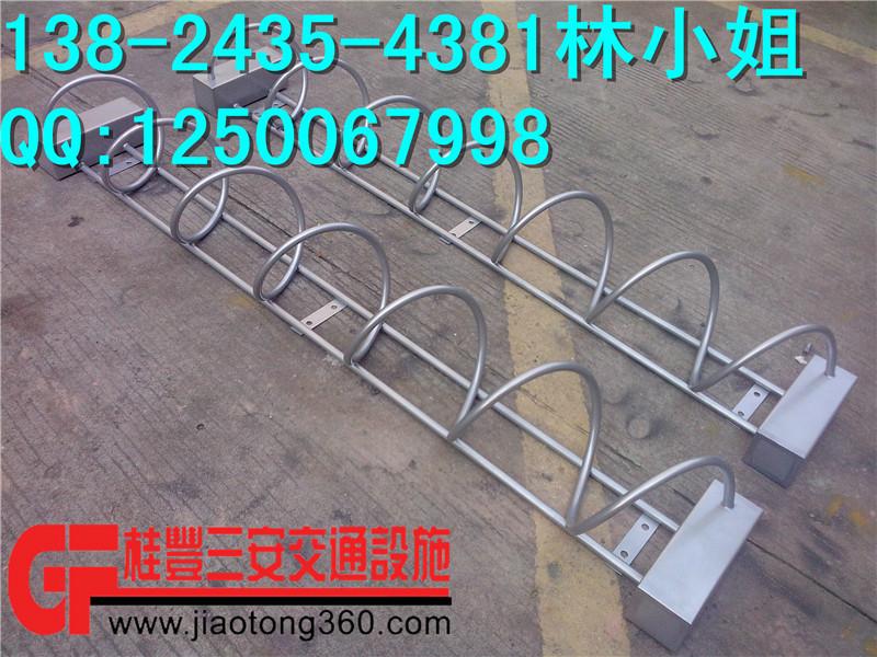 北京商業(yè)活動(dòng)展示了自行車存車架等電動(dòng)車停車架