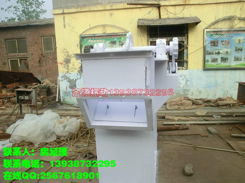 粉煤灰提升機、烘干機配套使用的提升機、垂直上料斗提機