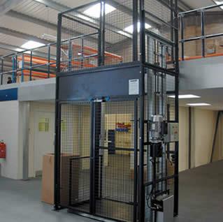 供應(yīng)惠州升降機(jī)，惠州升降機(jī)供貨商，佛山廠家直銷(xiāo)升降機(jī)出廠價(jià)