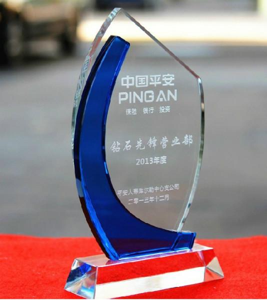 供應(yīng)水晶獎牌廠家，廣州水晶獎牌，水晶廠家，廣州水晶禮品