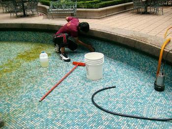 供應(yīng)廣州天河區(qū)開(kāi)荒保潔、地毯清洗、木地打蠟價(jià)格 廣州天河區(qū)物業(yè)管理、開(kāi)荒保潔公司