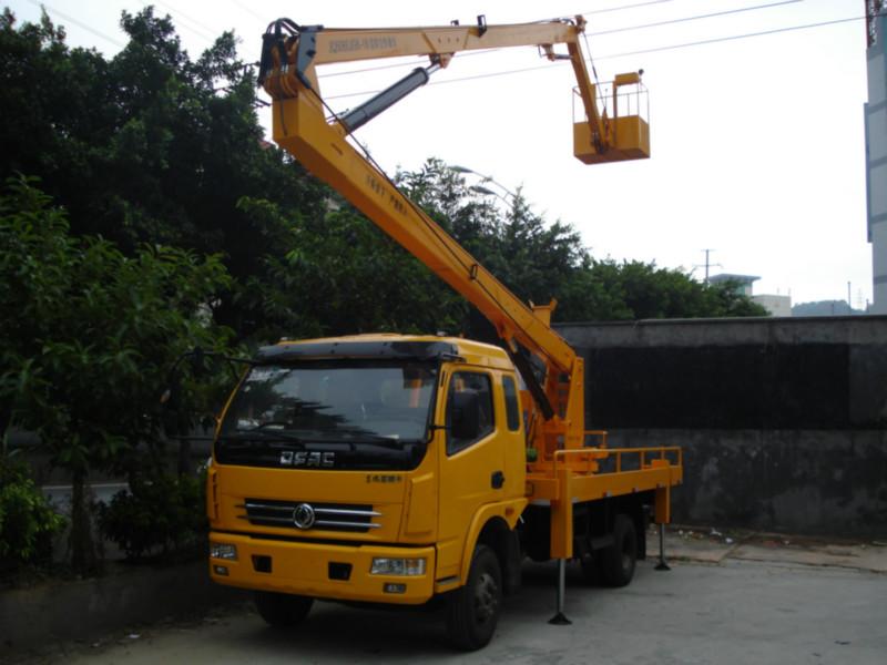 供應(yīng)車載式升降機(jī)價格