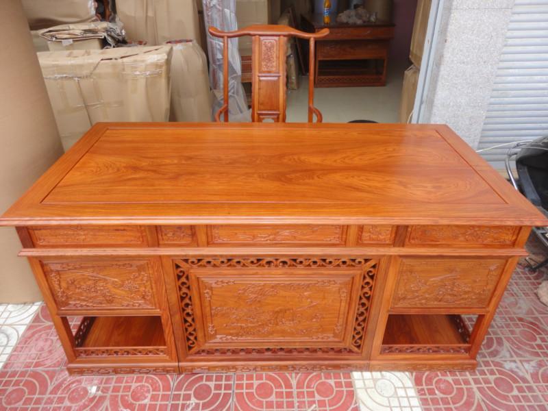 供應大果紫檀辦公桌