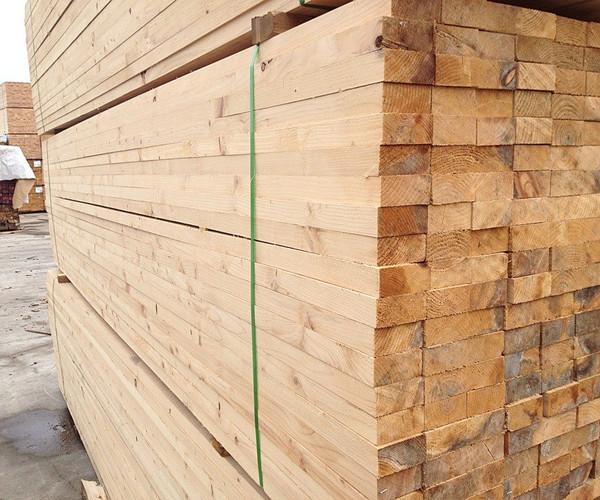 供應鐵杉烘干板材無節(jié)鐵杉板材鐵杉