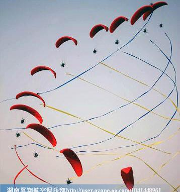 供應(yīng)翼翔動(dòng)力傘飛行廣告開(kāi)創(chuàng)廣告新時(shí)代，動(dòng)力傘廣告，湖南動(dòng)力傘