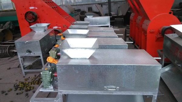 青核桃剝脫機(jī)圖片