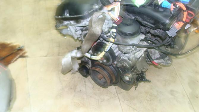 寶馬5系M5發(fā)動機總成拆車件圖片