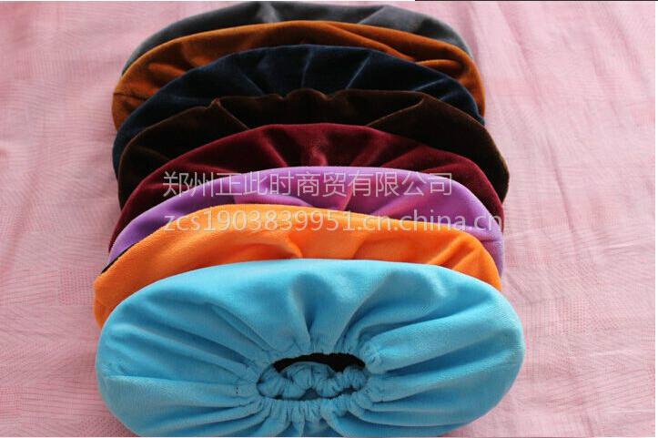 供應(yīng)河南鞋套可繡LOGO加工設(shè)計(jì)定做、聯(lián)系地址電話號碼