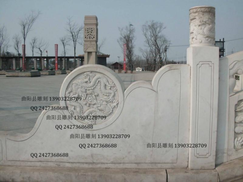 供應(yīng)漢白玉石欄桿