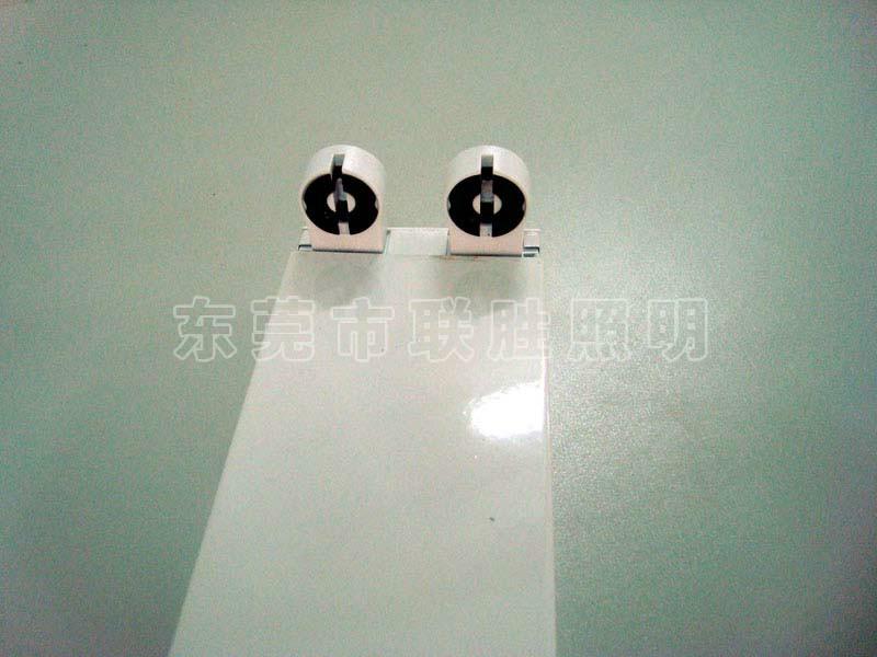 供應(yīng)T8雙管燈架｜LED鐵皮支架｜LED燈配件