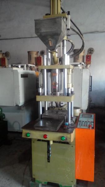 供應(yīng)陶瓷*注塑機(jī)