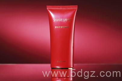 供應(yīng)兩路口那里有國珍專營店之批發(fā)零售活膚養(yǎng)顏潔面乳