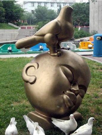 供應(yīng)假山雕塑假山噴泉玻璃鋼假山雕塑