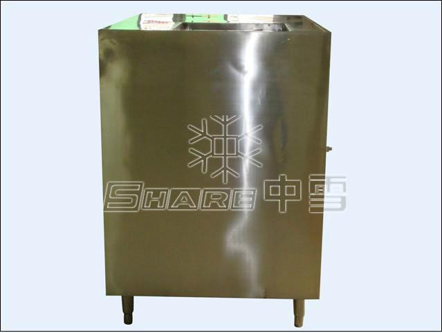 供應(yīng)1.5噸風(fēng)冷片冰機(jī)