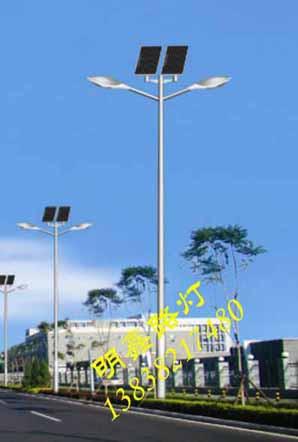 供應湖北十堰襄樊隨州荊門太陽能路燈新農(nóng)村LED路燈