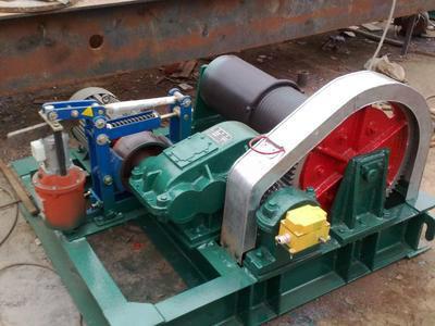 供應(yīng)QPQ卷?yè)P(yáng)式啟閉機(jī)-8t/QPK卷?yè)P(yáng)式啟閉機(jī)