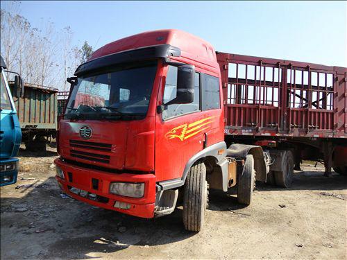 供應(yīng)江蘇二手解放悍威雙驅(qū)/雙導(dǎo)向貨車