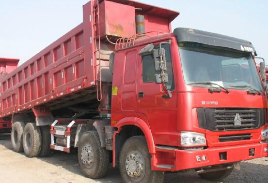 供應(yīng)二手豪沃后八輪*后八自卸車(chē)