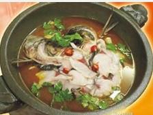 哪里有學(xué)做石鍋魚培訓(xùn) 請搜深圳創(chuàng)富餐飲專業(yè)培訓(xùn)石鍋魚技術(shù)