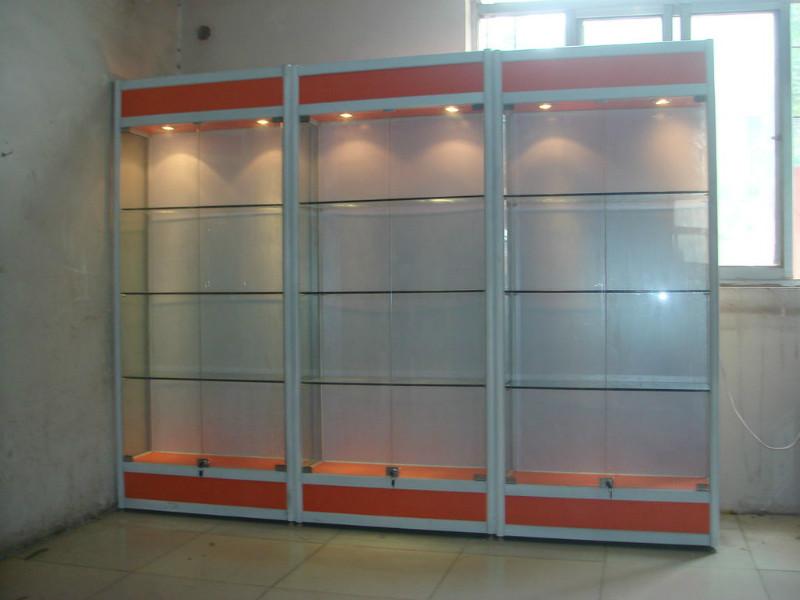 供應(yīng)*展柜鈦合金展示柜