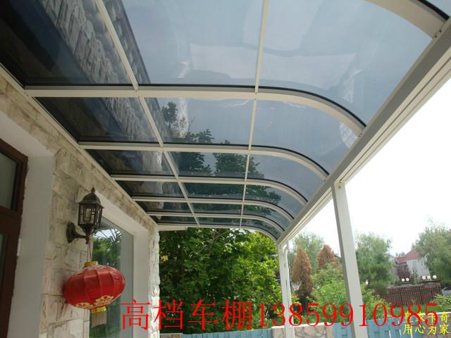 供應(yīng)品牌車(chē)棚，廈門(mén)翔安別墅車(chē)棚建設(shè)圖，廈門(mén)翔安別墅鋁合金車(chē)棚效果圖