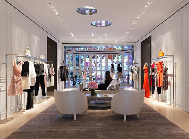 供應(yīng)服裝店裝修