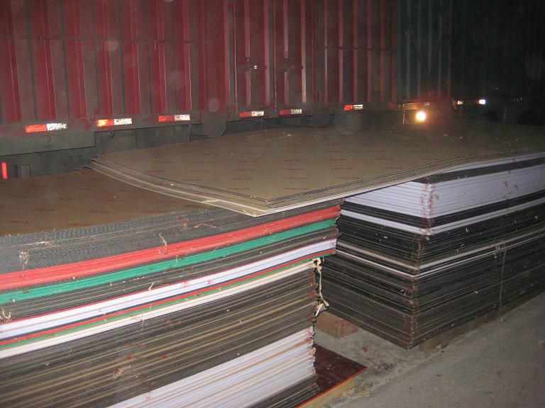 供應(yīng)用于裝飾的湖南磨砂有機(jī)玻璃