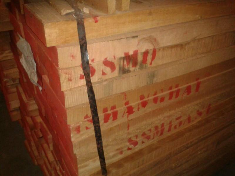 原裝進(jìn)口烘干奧古曼圖片