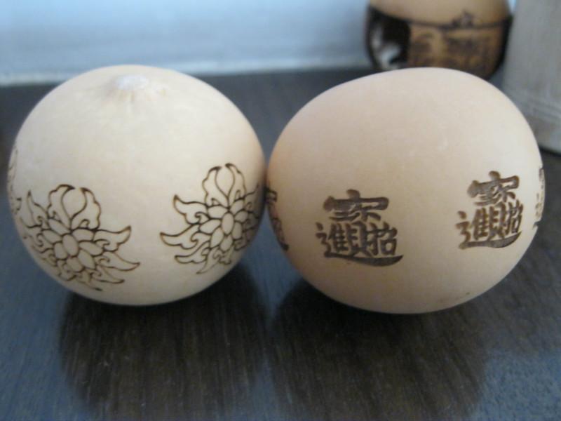 供應(yīng)葫蘆激光雕刻機