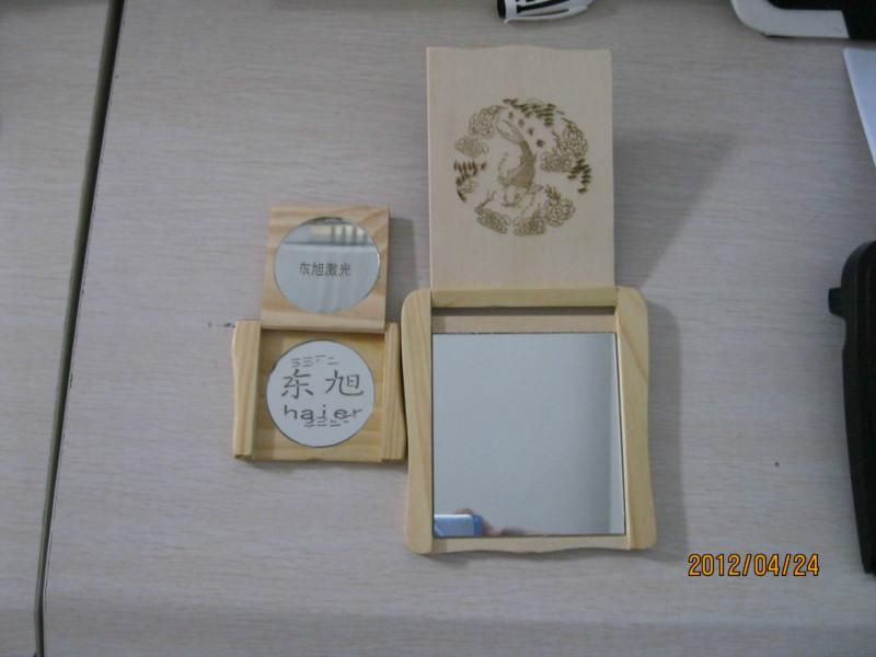 供應(yīng)木質(zhì)工藝品激光雕刻機(jī)DX-960
