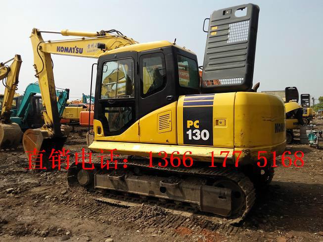 供應(yīng)小松130-7二手挖掘機(jī)