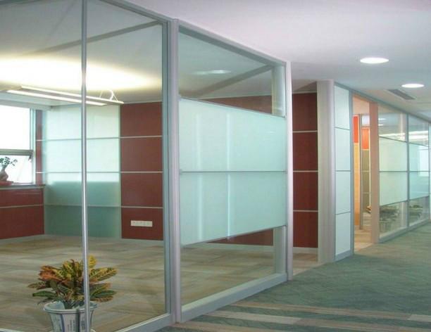 供應(yīng)大港電動(dòng)辦公玻璃百葉隔斷 大港辦公百葉隔斷