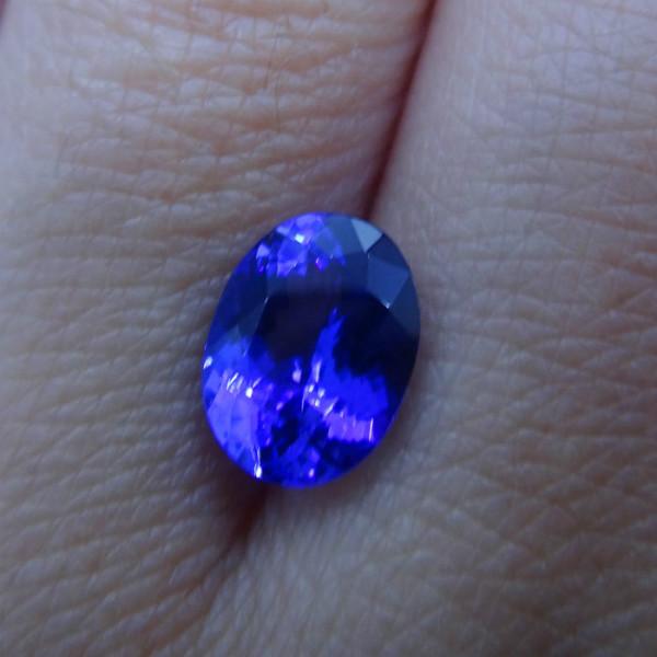 供應(yīng)坦桑尼亞坦桑石藍寶石坦桑裸石戒面 坦桑石多少錢一克拉