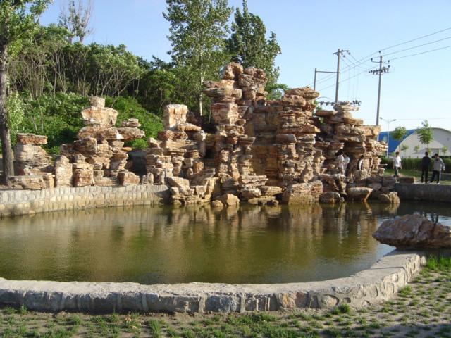 供應(yīng)烏蘭浩特假山報(bào)價(jià)-烏蘭浩特假山報(bào)價(jià)多少，烏蘭浩特假山貴不貴，
