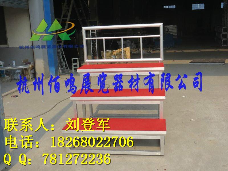 折疊合唱臺 學校用合唱臺報價 合唱臺圖片