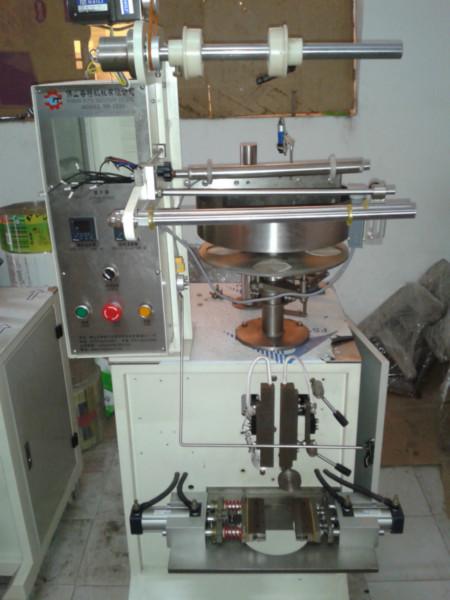 供應RB-2420A三邊封自動包裝機