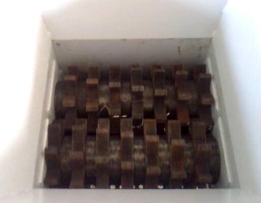 供應(yīng)金屬粉碎機(jī)生產(chǎn)廠家鐵屑粉碎機(jī)價(jià)格