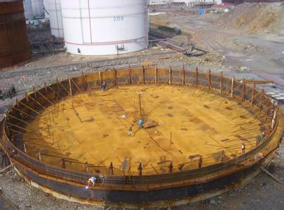 瀝青油罐清理圖片