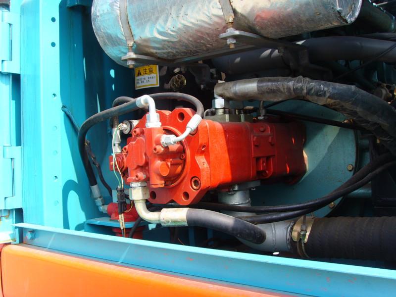 山東省銷(xiāo)售挖掘機(jī)配件圖片