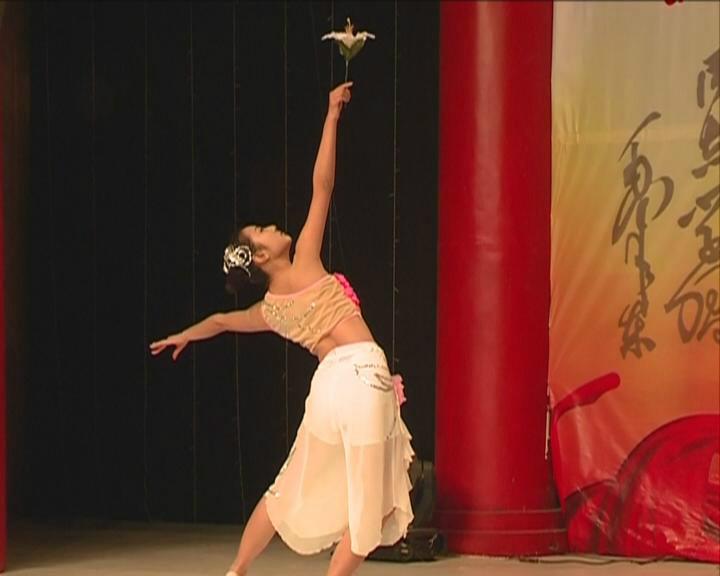 供應(yīng)舞蹈基本功訓(xùn)練