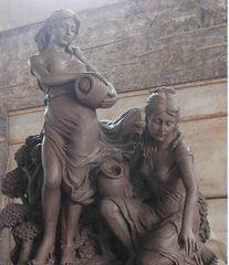 供應(yīng)人物GRC雕塑