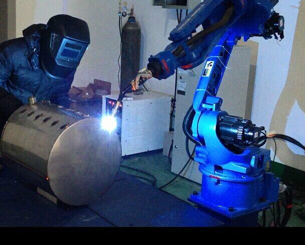 供應(yīng)安川切割機(jī)器人、安川等離子機(jī)器人、安川火焰切割機(jī)器人