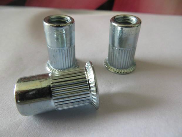 廠家供應大沉頭鉚螺母，批發(fā)GB17880.2沉頭拉鉚螺母，扁平頭鉚螺母