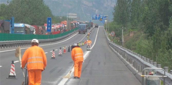 供應(yīng)道路劃線價(jià)格創(chuàng)安全道路劃線廠家批發(fā)、圖片一呼百應(yīng)網(wǎng)