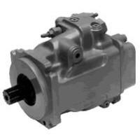 山貓250清掃液壓馬達(dá)維修圖片