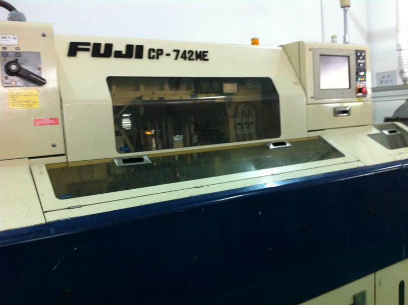 供應(yīng)FUJI富士高速貼片機(jī)CP743ME/E